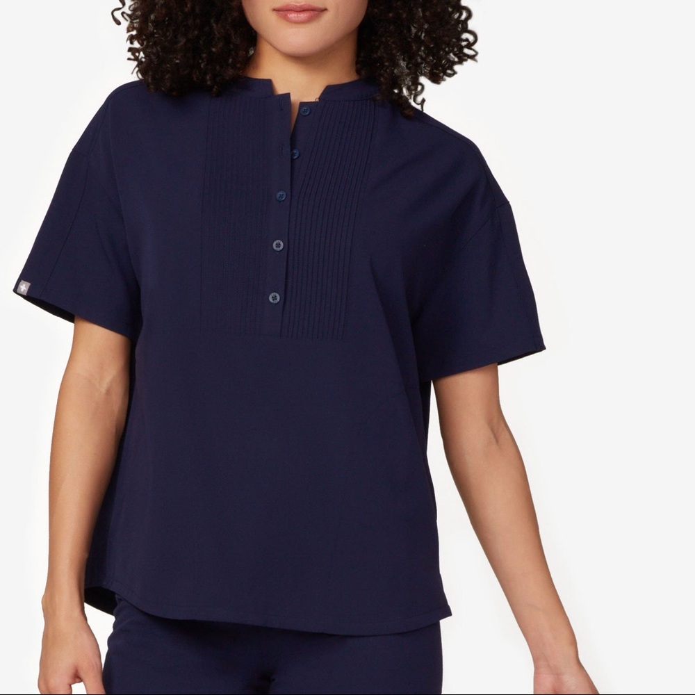 FIGS Mua pintuck scrub top - Navy